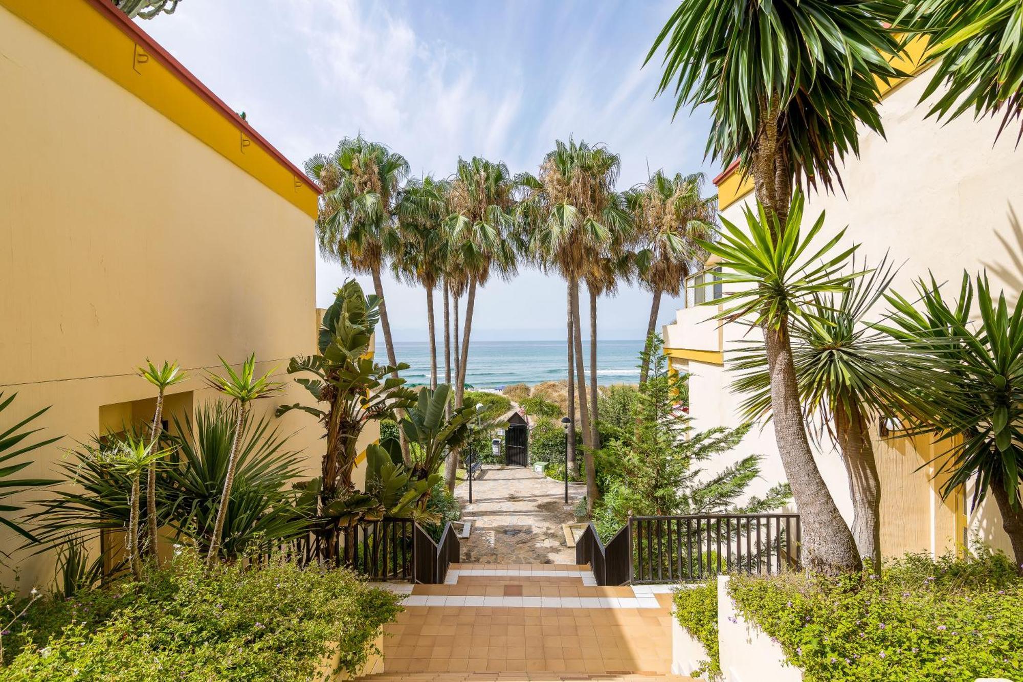 Oleholidays 315 Romana Playa Primera Linea Playa Apartment Marbella